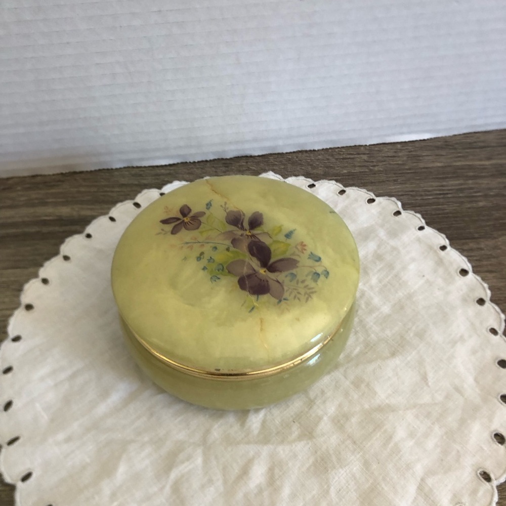 Vtg Hand Carved Italian Alabaster Trinket Box